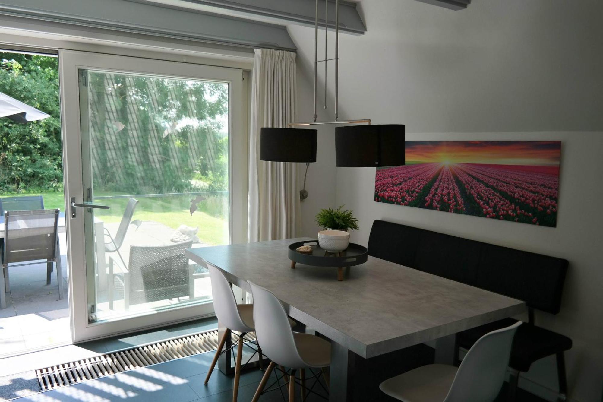 Sonnenhaus 6 Pers House With Sunny Terrace At A Typical Dutch Canal & By Lauwersmeer Lake. Anjum Dış mekan fotoğraf